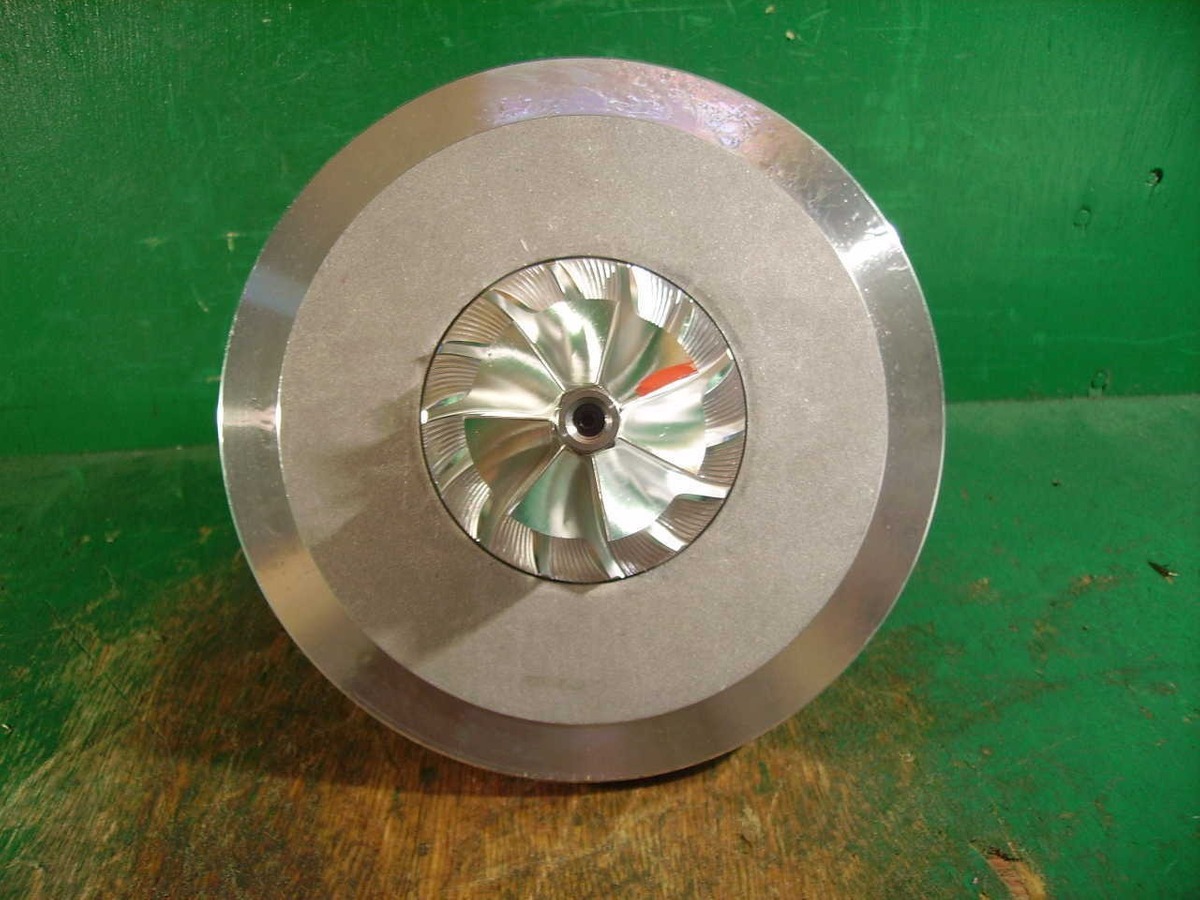 Cartucho - Nucleo Central K24 Mercedes Benz Om924ls Jrone - Imagen 3